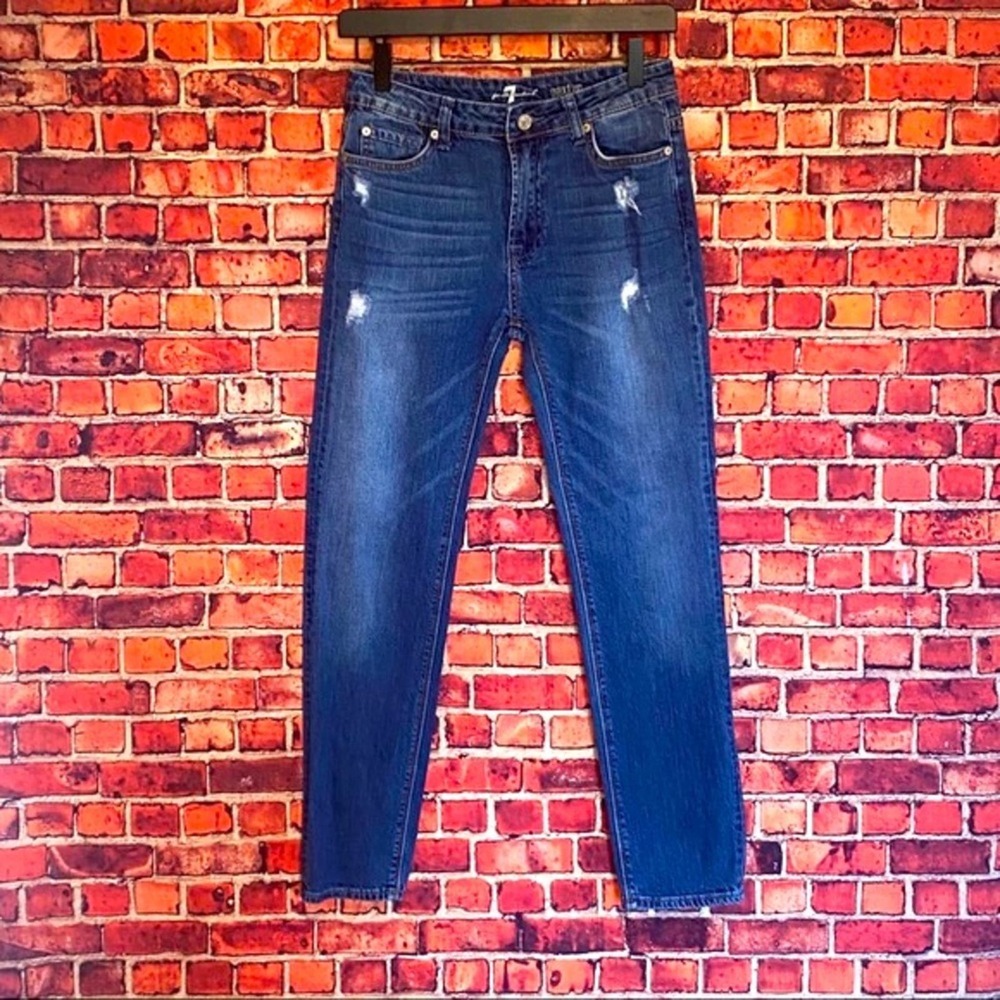 7 for all Mankind Paxtyn Distressed Straight Leg Jeans Youth Size 14 Medium Wash - Picture 2 of 9